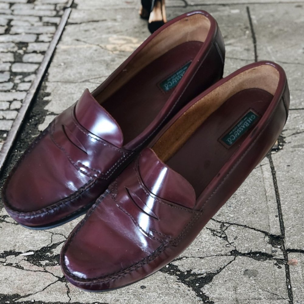 UNISEX G.H. BASS "WEEJUNS" Penny Loafer Wmn-10 Men 8.5